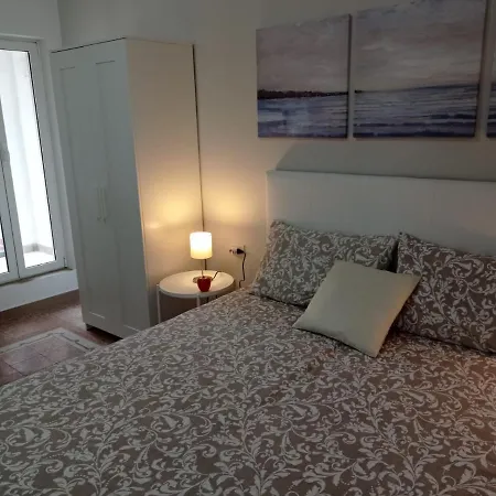 Lägenhet Bari Guest House